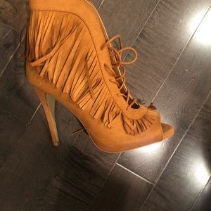 Fringe bootie!